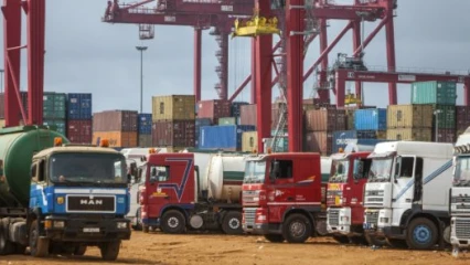 APRES LA ROUVERTURE DES FRONTIÈRES BÉNINO-NIGERIANES : Le passage des gros porteurs toujours bloqué à Sèmè-kraké