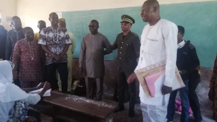 BEPC 2022 DANS LE BORGOU : Le préfet Cissé a donné le top au Ceg 1 Nikki