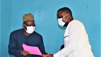 SEANCE D’ECHANGE ENTRE LE MINISTRE DE LA DECENTRALISATION ET LE CONSEIL COMMUNAL DE BANIKOARA : Le maire Sarako Tamou fait l’état des lieux de sa commune
