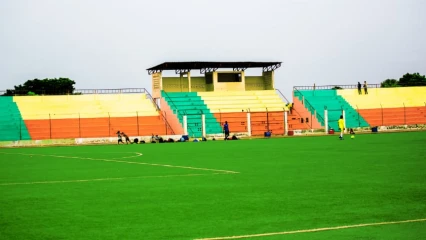 2E ÉDITION DES GRANDES RETROUVAILLES DES MEMBRES DU FORUM FND : Le Parrain Djibril Mama Cissé donne un autre visage au stade de Parakou