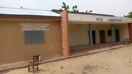 COMMUNE DE MALANVILLE :  Inoussa Dandakoé réhabilite les bureaux d’arrondissement de Toumboutou