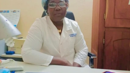 ACCOUCHEMENT D&rsquo;UN OBJET SIMILAIRE A UN CAILLOU PAR UNE FEMME A NIKKI : La gynécologue Fanny Hounkponou apporte des explications