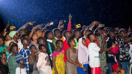 INCROYABLE : Un artiste béninois décide de rembourser les spectateurs en cas d’insatisfaction à son concert