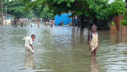 DÉGRADATION DES VOIES, INONDATIONS ET INSÉCURITÉ ROUTIÈRE : La vie des apprenants mise à rude épreuve  . Parents et autorités compétentes interpellés