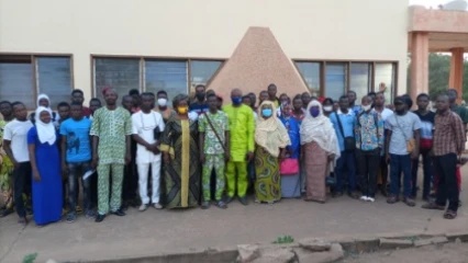 UNIVERSITE DE PARAKOU : Le Rot parle d’entrepreneuriat aux étudiants