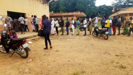 BORGOU/DISTRIBUTION DES ATTESTATIONS DE BAC 2023 : L&rsquo;opération se poursuit avec son lot de difficultés