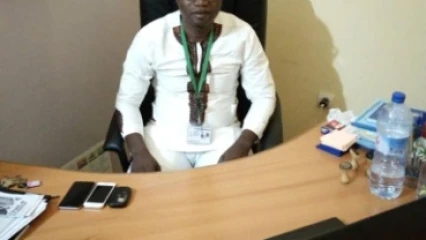 A LA BARRE : A-t-on le droit de convoquer notre débiteur dans un commissariat ?