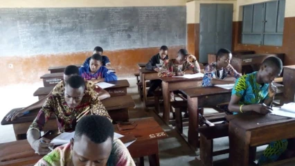 PROJET  »JOURNALISME A L’ÉCOLE » DE GROUPE DU PRESSE DAABAARU :  Les candidats ont passé le test de sélection avec succès