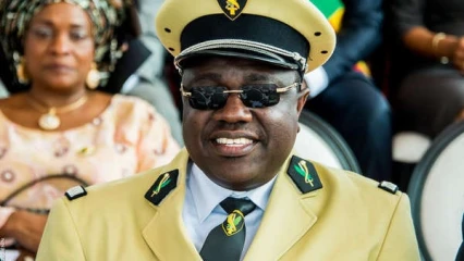 DOUANES ET DROITS INDIRECTS :  Un civil remplace Charles Sacca  Bientôt des civils à la tête des Eaux Forêts et Chasse et la Police Républicaine ?