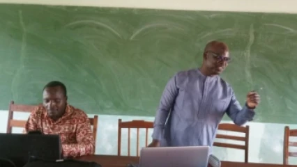 COMMUNE DE KEROU : Le professeur Mahamadou Dahouda oriente les nouveaux bacheliers