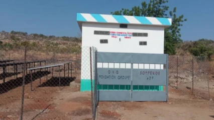 INSTALLATION DE CENTRALES PHOTOVOLTAÏQUES PAR LA FONDATION EDF ET L’ONG SOMPEKIDS A KOUANDÉ : Des milliers de populations sorties de l’obscurité