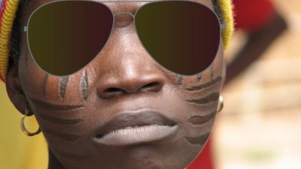 SCARIFICATION ETHNIQUE EN AFRIQUE : Cette « carte d’identité » culturelle qui se consume sous l’effet de la modernité
