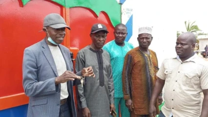 GLAZOUÉ/ARRONDISSEMENT DE ZAFFÉ   L’Ong Sompékids dote la maternité isolée de Madengbé d’énergie solaire