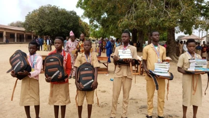 CONCOURS EXCELLENCE EN MATHÉMATIQUES À PARAKOU : Les meilleurs apprenants reçoivent leurs prix 