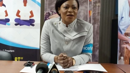 TOURNÉE DE L&rsquo;AMBASSADRICE DE BONNE VOLONTÉ DE L&rsquo;UNICEF AU NORD-BÉNIN : Le combat de l&rsquo;artiste Zeynab Abib contre le mariage des enfants