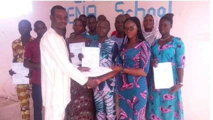 AUTO-EMPLOI ET ENTREPRENEURIAT SOCIAL DANS LES 7E ET 8E CE  :  Yaya Mouhamadou octroie 20 bourses de formation aux jeunes