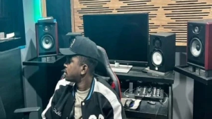 PARTI POUR ASSISTER À UN SHOW DE SA STAR TRAVIS SCOTT EN EUROPE : L’arrangeur ivoirien Tam Sir victime de coups et blessures