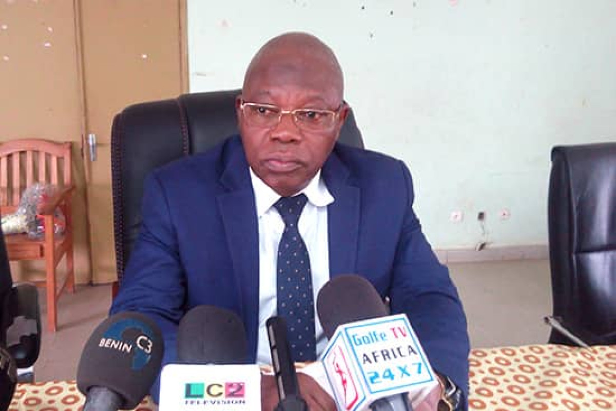 POUR PLUS D&rsquo;EFFICIENCE DANS LA GESTION DU PERSONNEL DES ÉCOLES PUBLIQUES : Salimane Karimou opte pour la suppression de certaines classes