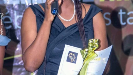 BÉNIN/NOMINÉE AUX EXCELLENCES AWARDS : Dr Marietta Gonroudobou remporte le prix de la meilleure femme leader