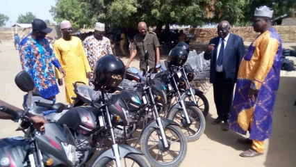 RENFORCEMENT DE LA PAIX ET LA COHESION SOCIALE A MALANVILLE : L’Abegief à travers le M-Sec dote plusieurs arrondissements de kits scolaires et équipements