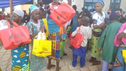 CELEBRATION DE LA NATIVITE A KANDI : Moretti offre un Noël exceptionnel aux enfants vulnérables