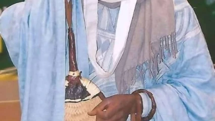 ACCUSE D’AVOIR CHANTE POUR LES CHASSEURS APRES LES ÉVÈNEMENTS DE TCHAOUROU : L’artiste Kalamoulai apporte un démenti formel