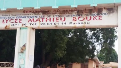 DÉVIANCES COMPORTEMENTALES EN MILIEU SCOLAIRE À PARAKOU : Le Lycée Mathieu Bouké exclut 8 lycéens indisciplinés