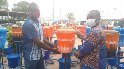 BORGOU-ALIBORI / AVEC L&rsquo;APPUI DE LA COOPERATION SUISSE, Le Pageda de l&rsquo;Ong Sia Nson fait don de matériel aux néo-alphabètes