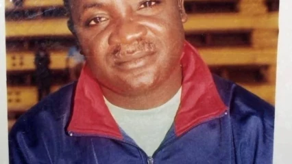 PARAKOU :  Dino Renaud Adohoueto rend un hommage au Prof Moumouni Assouma