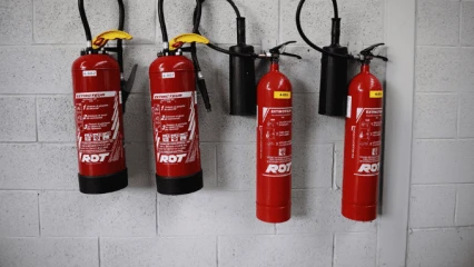 NON UTILISATION DES EXTINCTEURS EN CAS D’INCENDIE DANS LES ADMINISTRATIONS DU BENIN : Les sapeurs pompiers doivent passer à la sensibilisation