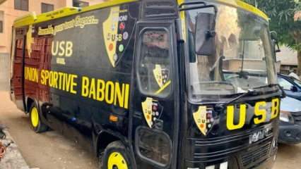 PRÉPARATION AU CHAMPIONNAT NATIONAL DE FOOTBALL : L’Union Sportive Baboni se dote d’un nouveau bus