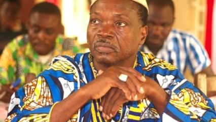 UNE VIE UN METIER : Le professeur Léon Bio Bigou fait le récit de son parcours .« Il est nécessaire que le Bénin revoit de fond en comble son système éducatif, que ce soit de la maternelle au supérieur », a-t-il martelé