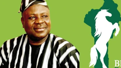 APRÈS SON ÉLECTION, L&rsquo;He Abdoulaye Gounou félicite ses militants  .Il les invite à œuvrer pour plus de rayonnement du Bloc Républicain lors des prochaines joutes électorales