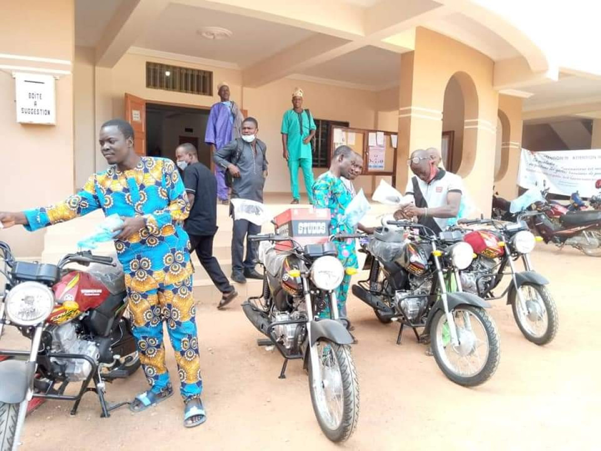 COMMUNE DE SINENDE : Les secrétaires d’arrondissements dotés de moyens roulants