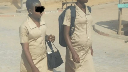 GROSSESSES EN MILIEU SCOLAIRE AU BÉNIN : 2290 cas en 2020, les conséquences du coronavirus   . Zoom sur les auteurs . Les cours de sexualité envisagés au secondaire