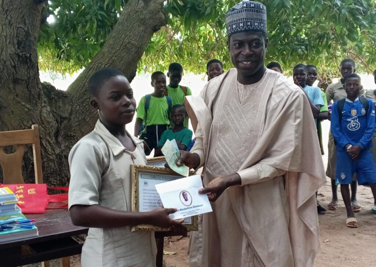 TCHAOUROU/PRIX DE L&rsquo;EXCELLENCE DANS LES CEG GORO, ALAFIAROU ET BÉTÉROU : La Fondation Iya Lati récompense les meilleurs apprenants
