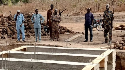 BEMBÉRÉKÉ/SUR INITIATIVE DES DÉLÉGUÉS ET POPULATIONS : Le pont de l’axe Guerra N’kali-Boro en construction