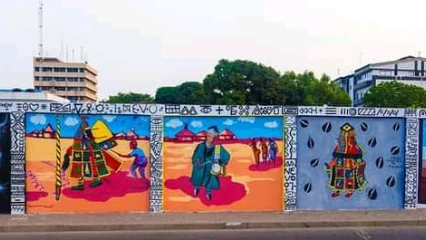 CONTRUCTION DU « MUR DU PATRIMOINE » A COTONOU : Le Bénin dispose désormais le mur graffé le plus long d’Afrique