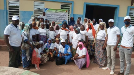 TRANSFORMATION DE L’IGNAME EN COSSETTE ET FARINE : L’association Palmier Bénin forme des femmes de Parakou