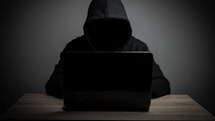 DJEREGBE : Huit individus interpellés pour cybercriminalité