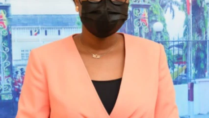 COMMISSION DES FINANCES DE L’ASSEMBLEE NATIONALE : Aurélie Adam Soule défend un budget de 24 milliards