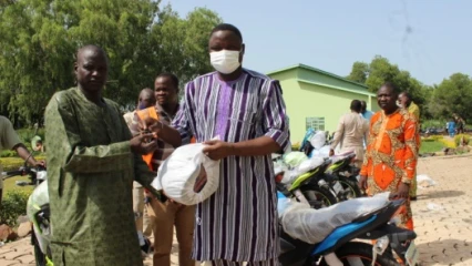 POUR MIEUX REPONDRE AUX OBLIGATIONS DE LEUR MISSION : 20 élus communaux de Banikoara dotés de moyens roulants