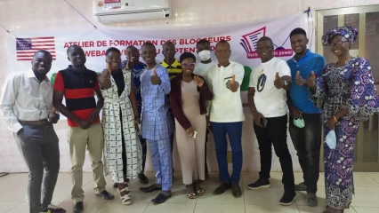 DÉTECTION ET DÉCONSTRUCTION DES FAKE NEWS :  Le Projet Restore the 4th power forme des blogueurs et web activistes à Natitingou