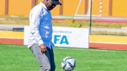 CHAMPIONNAT NATIONAL SCOLAIRE BENIN-FIFA A GRAND-POPO : La phase finale lancée par le ministre Oswald Homeky