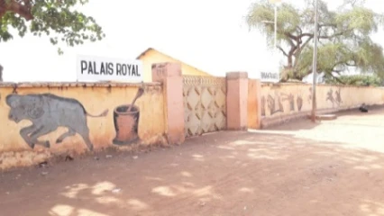 ROYAUTÉ À KOUANDÉ : Qui pour succéder au défunt roi Bagana Sorou ll ?  . Tout sur l&rsquo;ordre de succession et les lignées en compétition