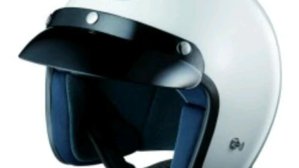 PORT OBLIGATOIRE DU CASQUE A PARAKOU : Les coiffures extravagantes au repos chez les femmes!