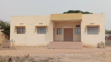 APRÈS LES DILIGENCES FAITES PAR LE MAIRE CHARLES TOKO,  Qu’est-ce qui bloque l’électrification du Cps Albarika ?