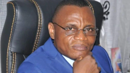 BÉNIN/CONCURRENCE VESTIMENTAIRE DANS L&rsquo;ADMINISTRATION PUBLIQUE : Le député Nazaire Sado propose l&rsquo;imposition d&rsquo;un uniforme aux fonctionnaires