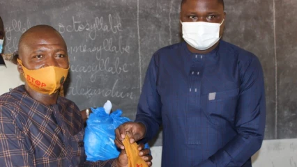 PREVENTION DU CORONAVIRUS DANS LES CENTRES DE COMPOSITION À BANIKOARA : La mairie distribue plus de 3 000  masques aux candidats