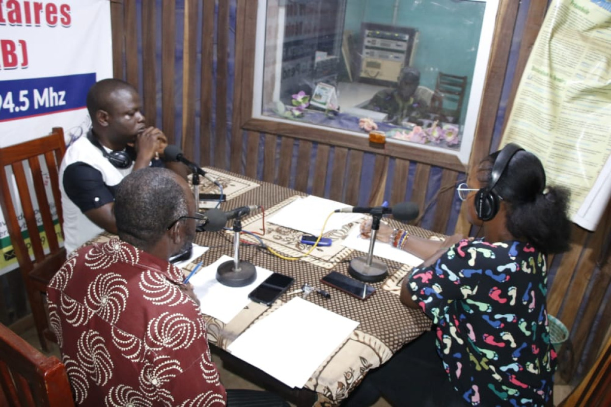 ATACORA : Les voix des journalistes de Daabaaru entendues sur la radio de Tanguiéta